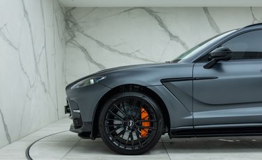 Aston Martin DBX 707 40