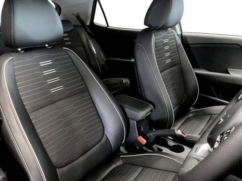 Kia Stonic 1.0 T-GDi MHEV GT-Line S SUV 5dr Petrol Hybrid DCT Euro 6 (s/s) (98 bhp) Ai 11