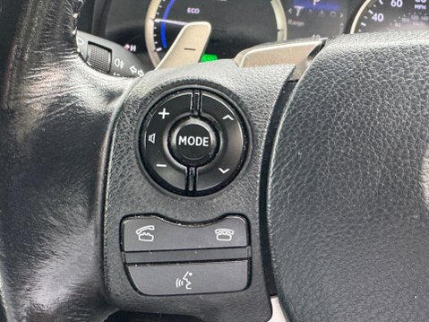 Lexus Is 2.5 300h Sport E-CVT Euro 6 (s/s) 4dr 29