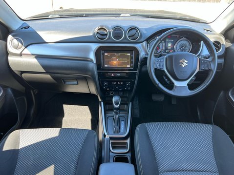 Suzuki Vitara SZ-T 3