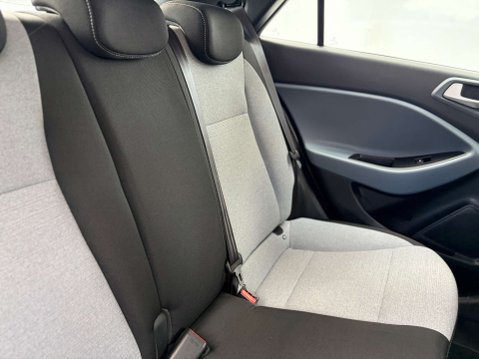 Hyundai i20 1.4 i20 SE MPI 5dr 25