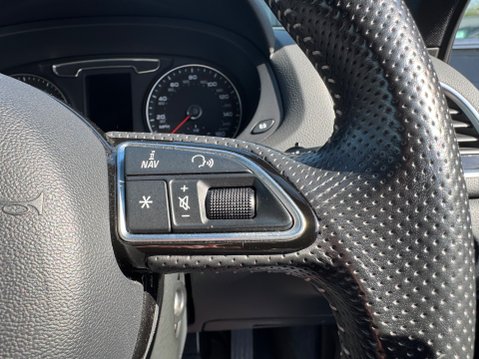 Audi Q3 TFSI S LINE 25