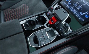 Lamborghini Urus S 24