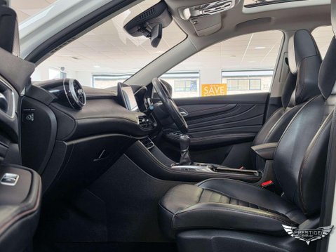 MG HS 1.5 T-GDI Exclusive Euro 6 (s/s) 5dr 77