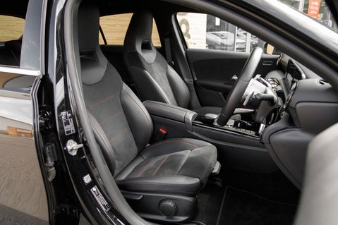 Mercedes-Benz A Class A 180 AMG LINE 32