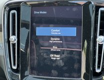 Volvo XC40 1.5 T3 R-Design SUV 5dr Petrol Auto Euro 6 (s/s) (163 ps) 37