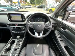 Hyundai SANTA FE 2.2 Santa Fe Premium SE CRDi Auto 4WD 5dr 19