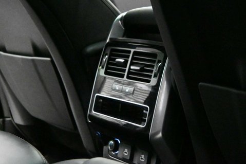 Land Rover Range Rover Sport 3.0 Range Rover Sport HSE Dynamic Black D MHEV Auto 4WD 5dr 42