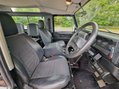 Land Rover Defender 90 TD5 XS STATION WAGON 6