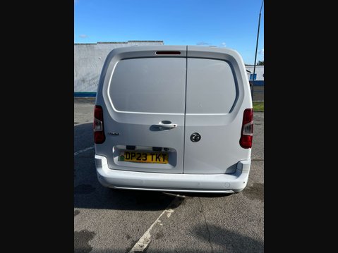 Vauxhall Combo 1.5 Turbo D 2300 Pro Panel Van 5dr Diesel Manual L1 H1 Euro 6 (s/s) (100 ps 18