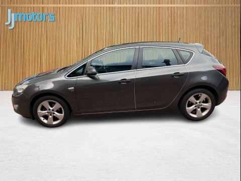 Vauxhall Astra 1.6 16v SRi Hatchback 5dr Petrol Auto Euro 5 (115 ps) 19