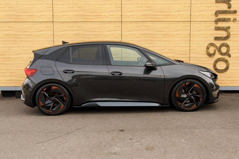 Cupra Born V3 13