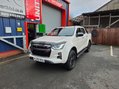 Isuzu D-Max V-CROSS DCB AUTO 1