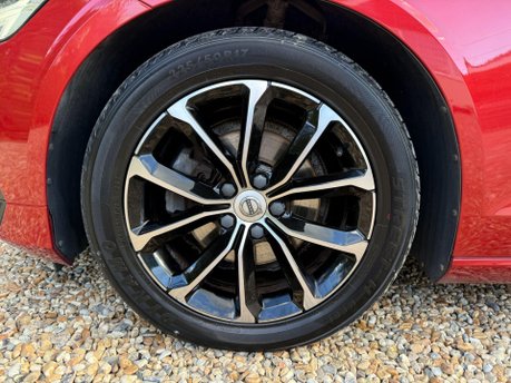 Volvo V60 2.0 D4 Momentum Pro Auto Euro 6 (s/s) 5dr 13