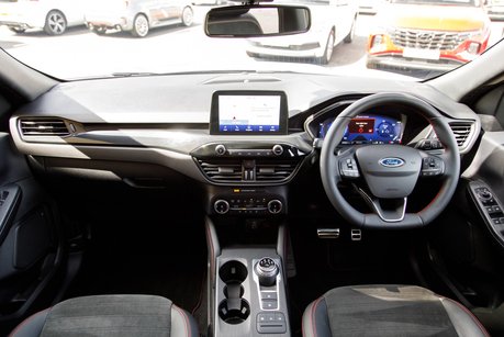 Ford Kuga ST-LINE X EDITION