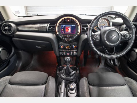 Mini Hatch 2.0 Cooper S Euro 6 (s/s) 3dr 2