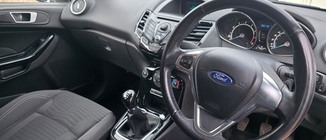 Ford Fiesta 1.0 T ZETEC FULL SERVICE HISTORY! 6 SERVICES! JUST £20 ROAD TAX! 1