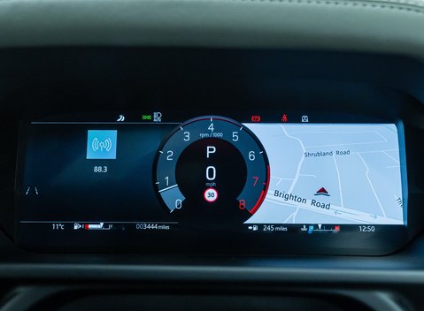 Land Rover Defender 110 OCTA EDITION ONE 30