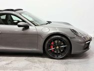 Porsche 911 3.0T 992 Carrera 4S Coupe 2dr Petrol PDK 4WD Euro 6 (s/s) (450 ps) 17