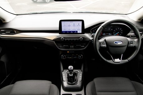 Ford Focus TITANIUM