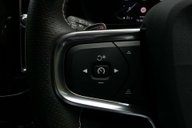 Volvo XC40 2.0 XC40 R-Design T4 Auto 5dr 34