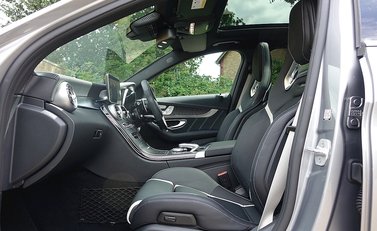 Mercedes-Benz C63 S Estate 11