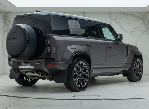 Land Rover Defender 110 OCTA 6
