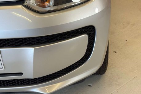 Volkswagen Up 1.0 High up! Hatchback 5dr Petrol ASG Euro 6 (75 ps) 13