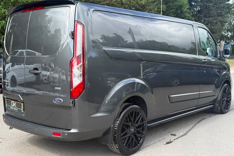 Ford Transit Custom 300 LIMITED P/V L2 H1 - NO VAT -LONG WHEEL BASE -20 INCH ALLOYS - BODYKIT 7