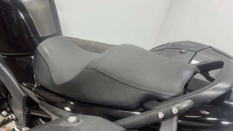 Triumph Sprint 2009 NEW MOT / SERVICED SIDE PANNIERS LARGE CC SPORTS TOURER 31
