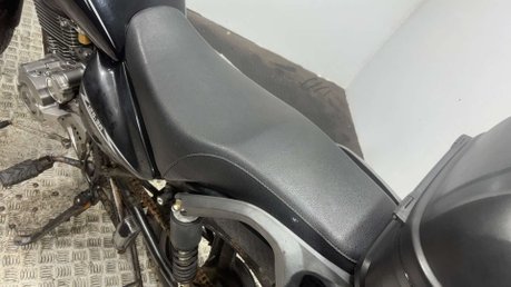 Zontes ZT 125 2014 7K RUNNING PROJECT BIKE SPARES OR REPAIR 125CC 18