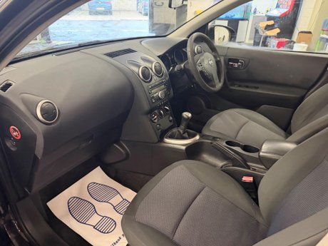 Nissan Qashqai 1.6 Visia 2WD 5dr 24