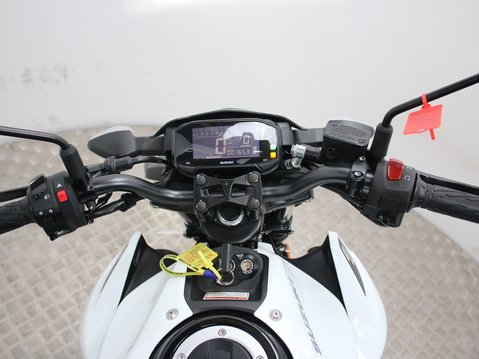 Suzuki GSX-S125 GSXS 125 15