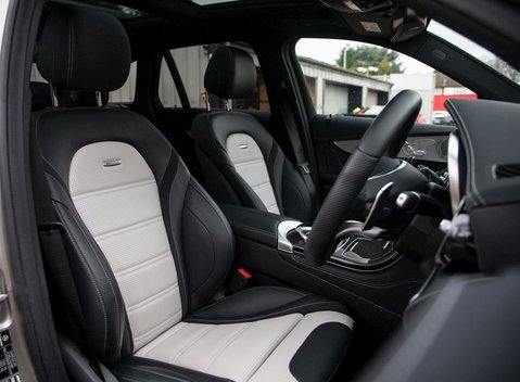 Mercedes-Benz GLC 63 4Matic 12