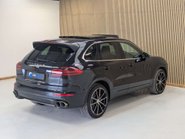 Porsche Cayenne 4.8 Cayenne V8 T Tiptronic S 4WD 5dr 23