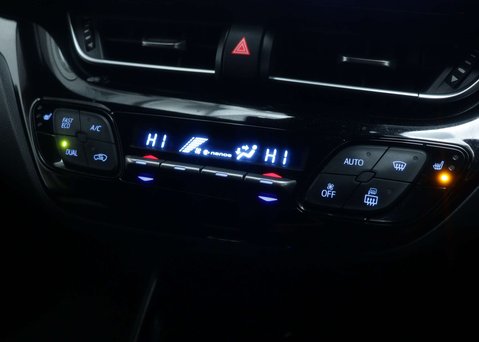 Toyota C-HR 1.8 C-HR Excel HEV CVT 5dr 31