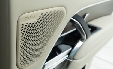 Land Rover Range Rover P460e SE 14