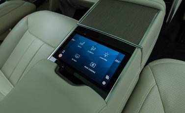 Land Rover Range Rover P530 FIRST EDITION 19