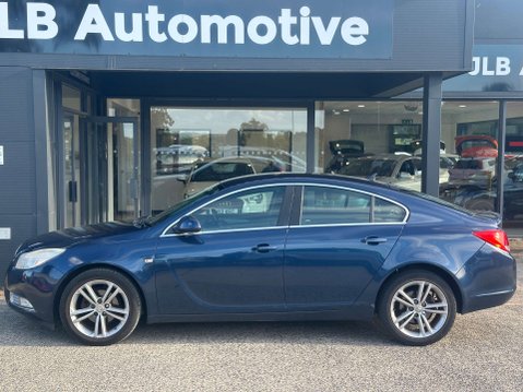Vauxhall Insignia 2.0 Insignia Exclusive Nav CDTi 5dr 4