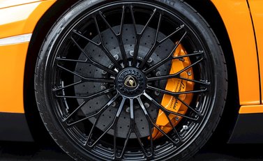 Lamborghini Aventador SV LP 750-4 Roadster 14