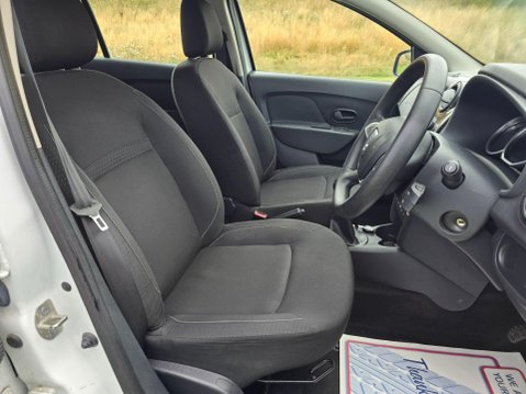 Dacia Sandero 1.0 SCe Essential Euro 6 5dr 20