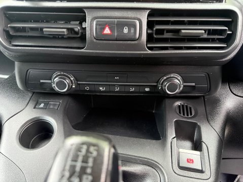 Citroen Berlingo 950 ENTERPRISE XL BLUEHDI 28