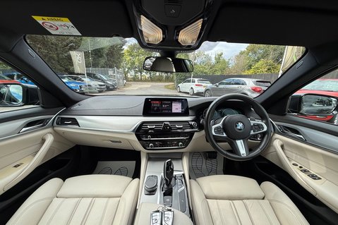 BMW 5 Series 520D M SPORT - RARE SOPHISTO GREY WITH IVORY LEATHER INTERIOR  60