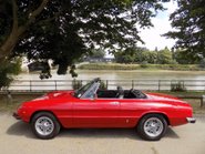 Alfa Romeo Spider 2000 Spider Veloce 16