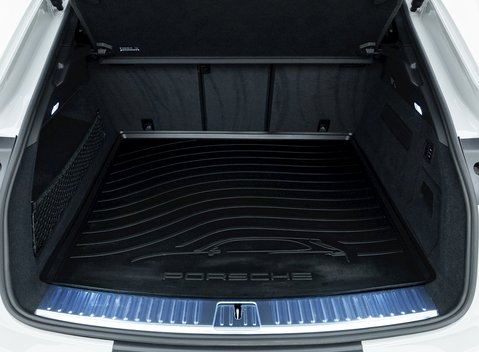 Porsche Cayenne GTS Coupé 32