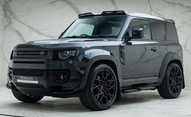 Land Rover Defender 90 V8 P525 URBAN 1