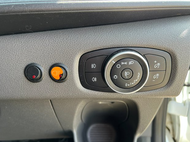 Ford Transit Custom SWB L1H1 Low Roof Leader Air Con Sensors EURO 6 NO VAT 41