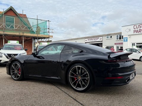 Porsche 911 CARRERA 4S PDK 7