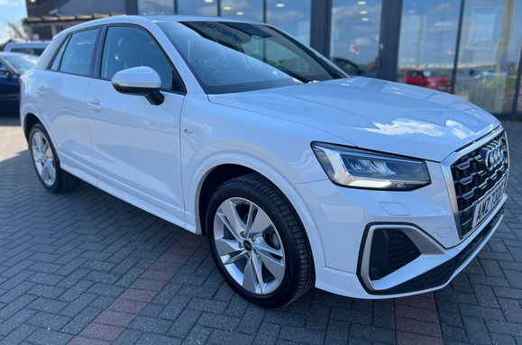 Audi Q2 1.5 TFSI S LINE AUTOMATIC 5