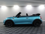 Mini Convertible COOPER 18